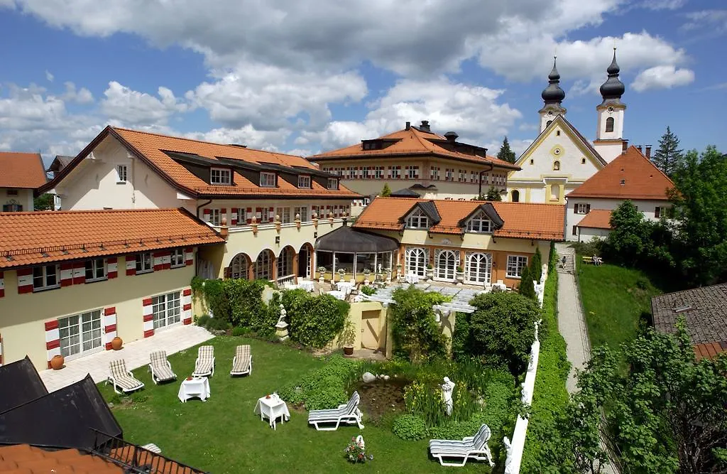 Residenz Heinz Winkler Hotel Aschau im Chiemgau