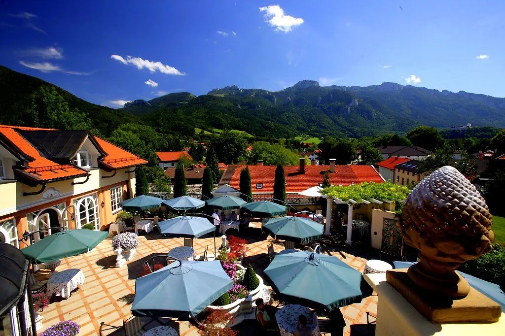 Residenz Heinz Winkler Hotel Aschau im Chiemgau